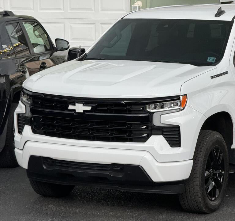 2022-2024 Chevy Silevardo 1500 sporting gloss white bumper covers made by Ecoological, BumperShellz chrome delete kit
