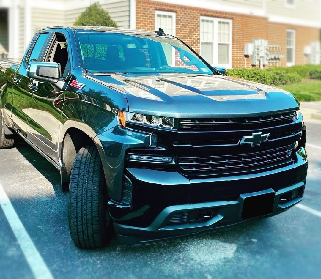 2019 Chevy Silverado with Gloss Black BumperShellz installed for a chrome delete look