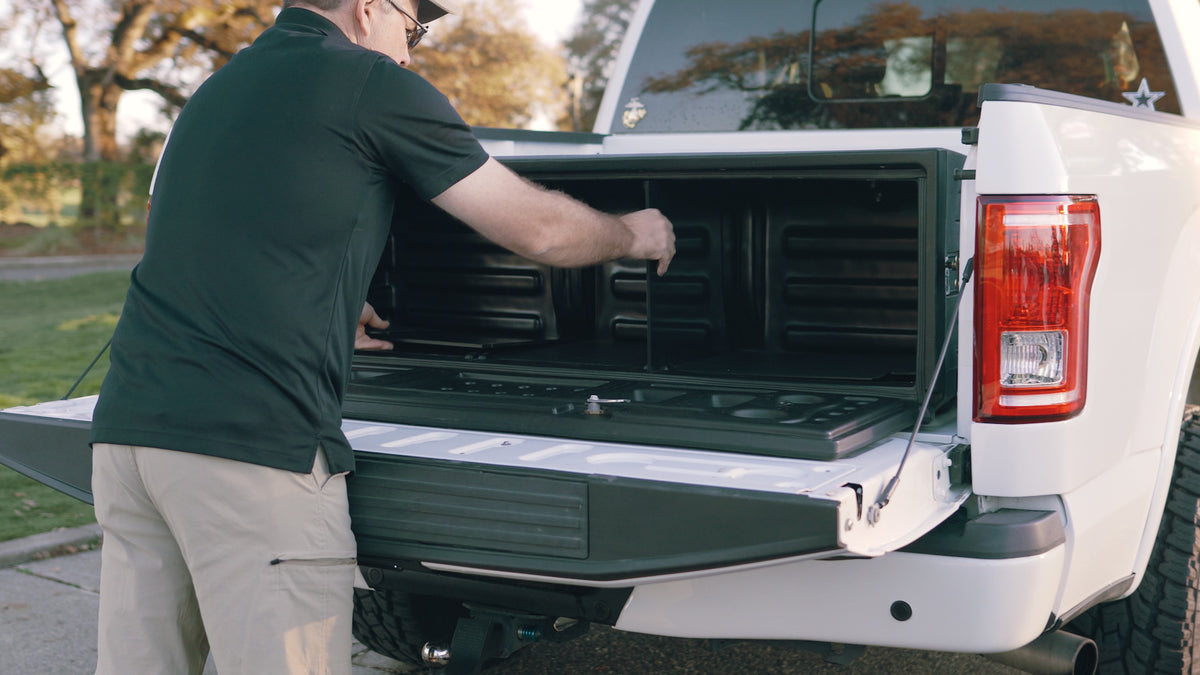 AeroBox™ AeroDynamic Rear Mount Truck Cargo Box Chrome Delete Kit